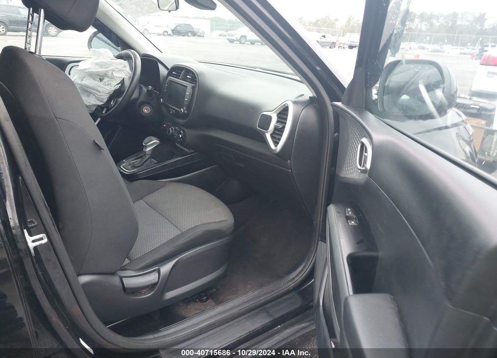 2023 KIA SOUL LX VIN: KNDJ23AU7P7873697