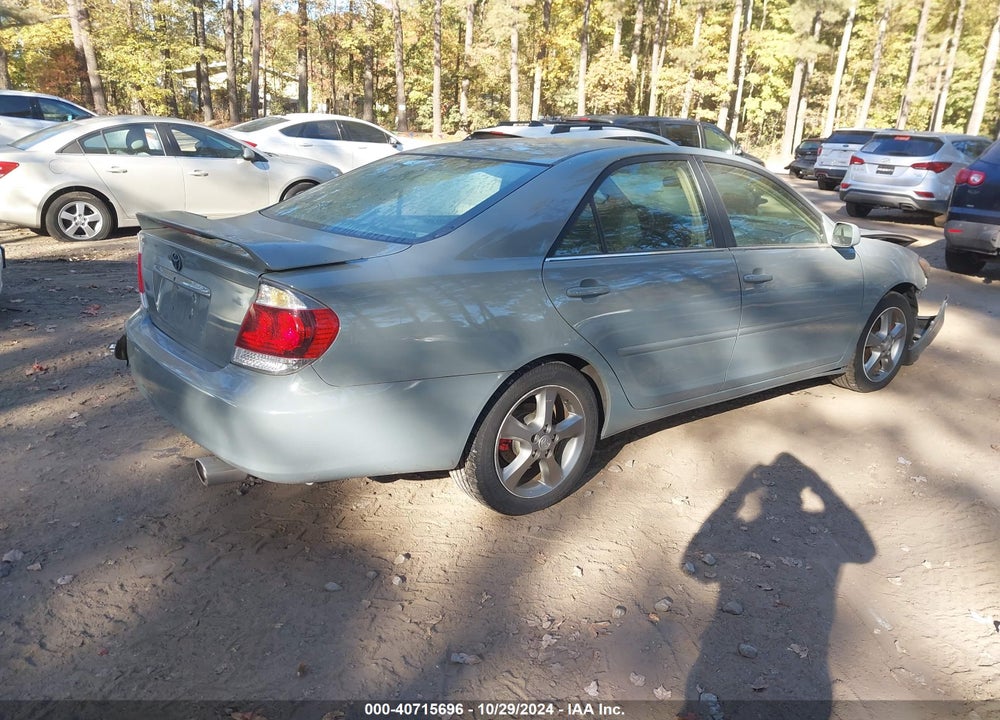 2005 TOYOTA CAMRY SE V6 VIN: 4T1BA32K05U061933