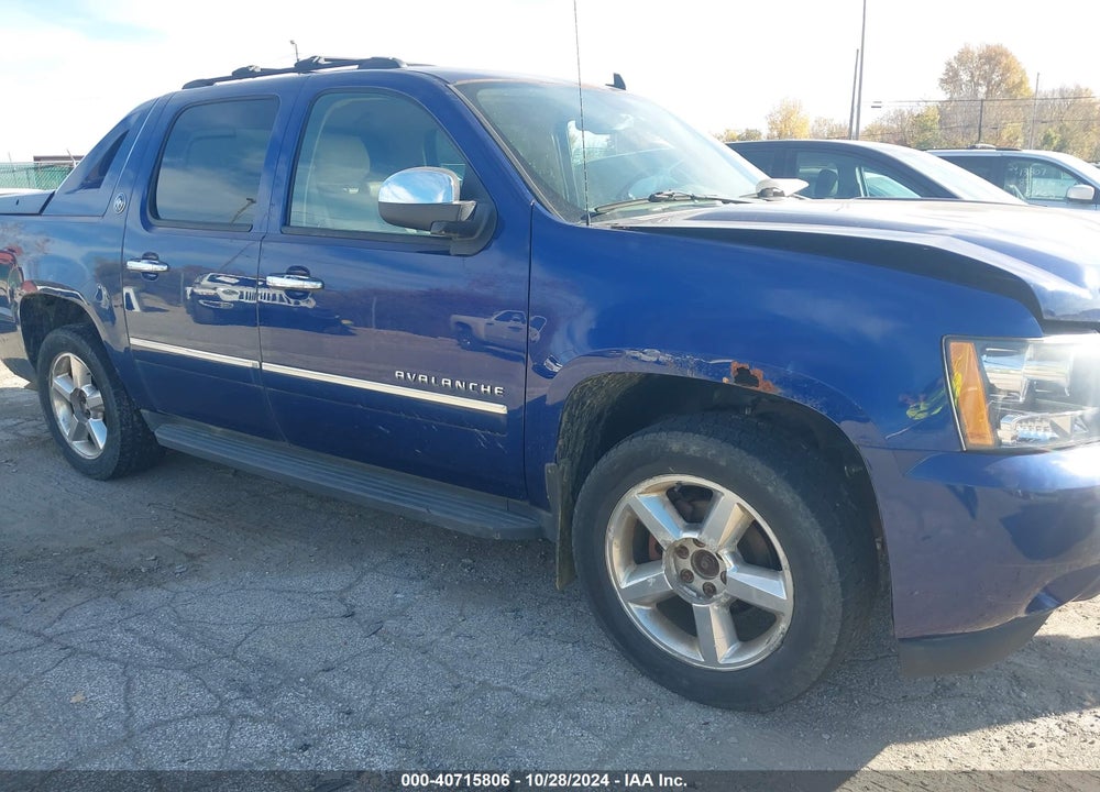 2013 CHEVROLET AVALANCHE LTZ VIN: 3GNTKGE72DG256638