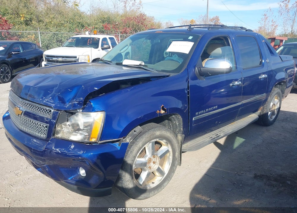 2013 CHEVROLET AVALANCHE LTZ VIN: 3GNTKGE72DG256638