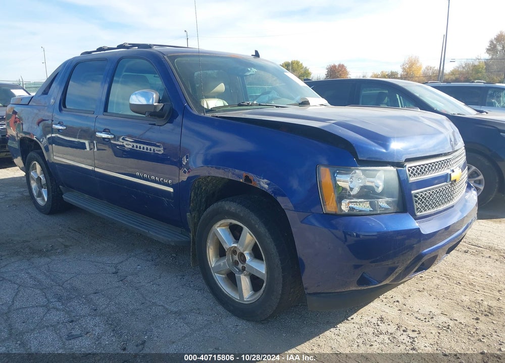2013 CHEVROLET AVALANCHE LTZ VIN: 3GNTKGE72DG256638