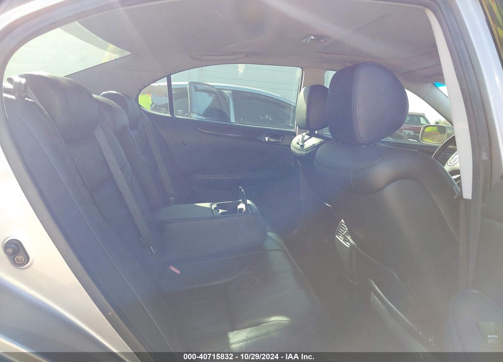 2004 LEXUS ES 330 VIN: JTHBA30G545033247