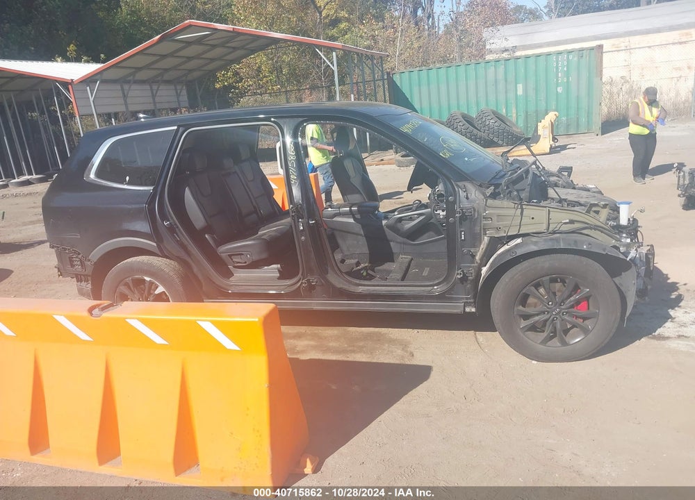 2020 KIA TELLURIDE LX VIN: 5XYP2DHC9LG011317