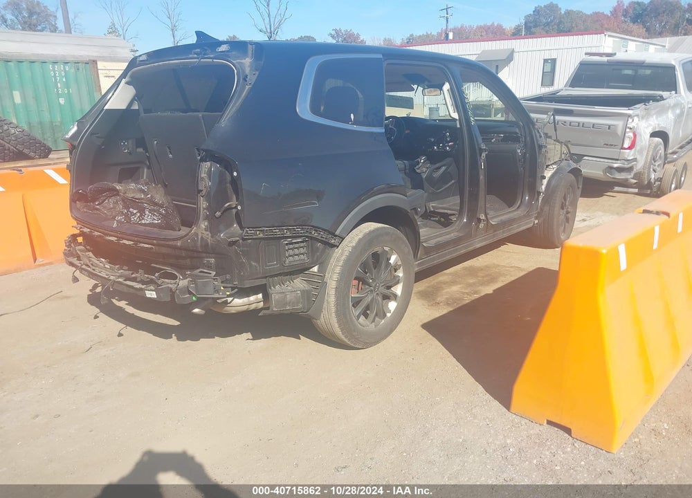 2020 KIA TELLURIDE LX VIN: 5XYP2DHC9LG011317