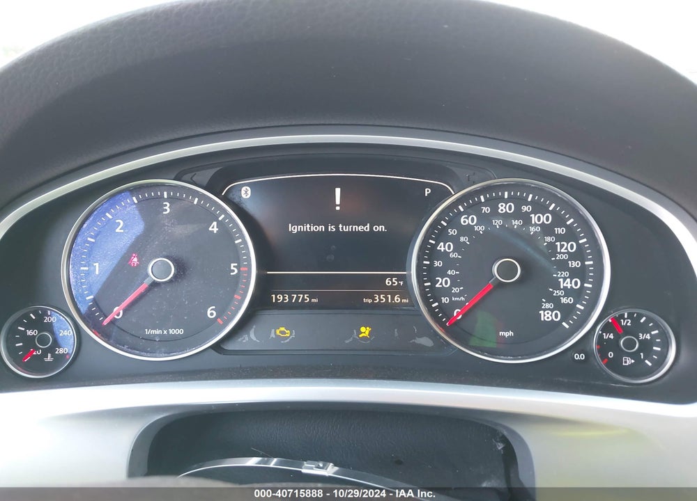 2013 VOLKSWAGEN TOUAREG TDI LUX VIN: WVGEP9BP5DD003096