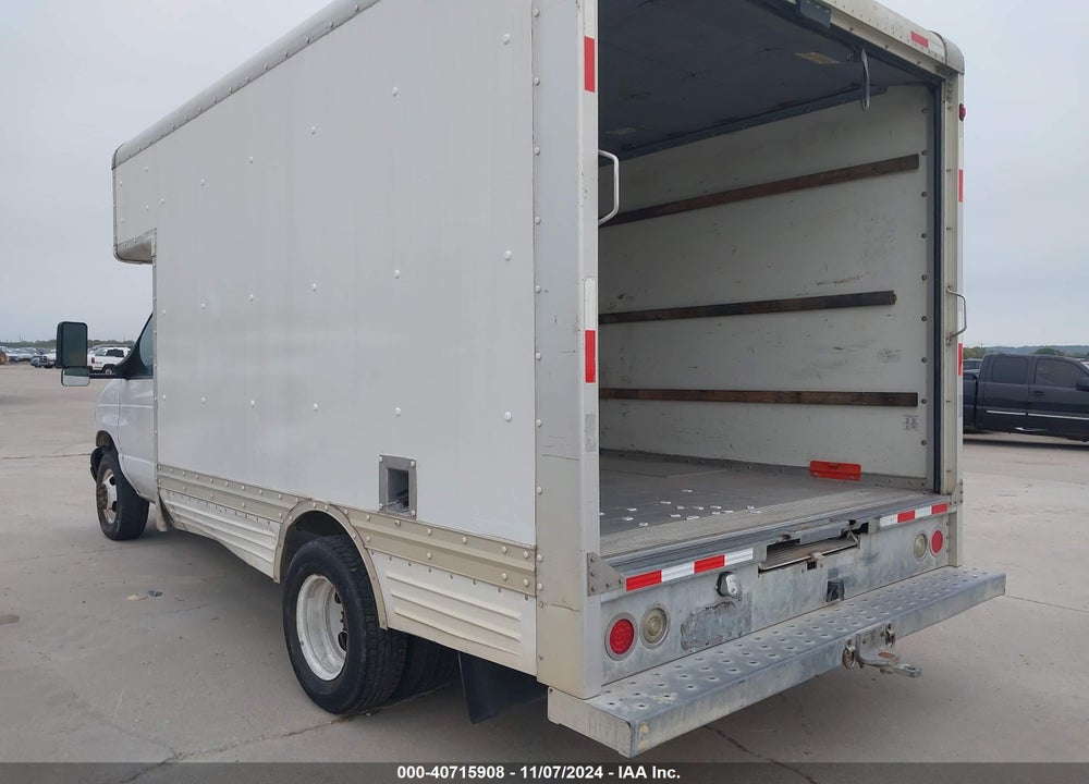 2007 FORD E-450 CUTAWAY VIN: 1FDXE45S37DB18365