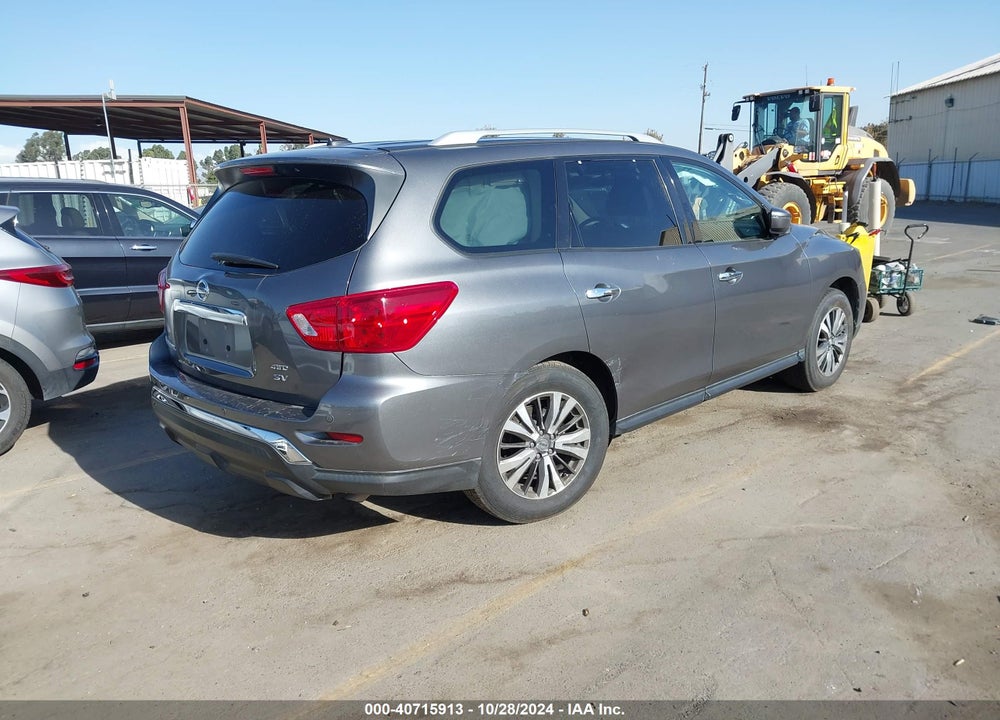 2018 NISSAN PATHFINDER SV VIN: 5N1DR2MM7JC605399