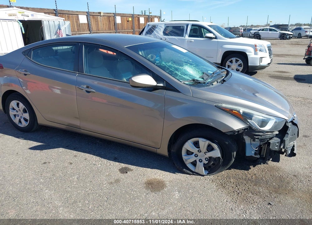2016 HYUNDAI ELANTRA SE VIN: 5NPDH4AE2GH786411