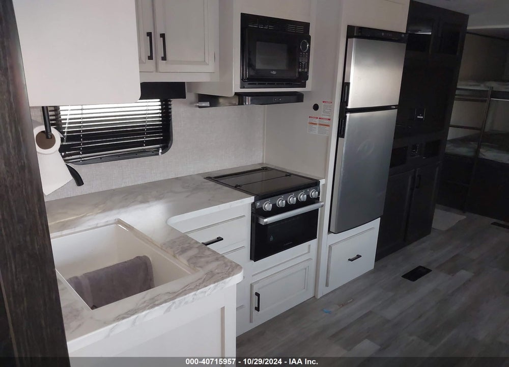 2023 JAYCO JAYFL184BH VIN: 1UJBC0BR3P17L0128