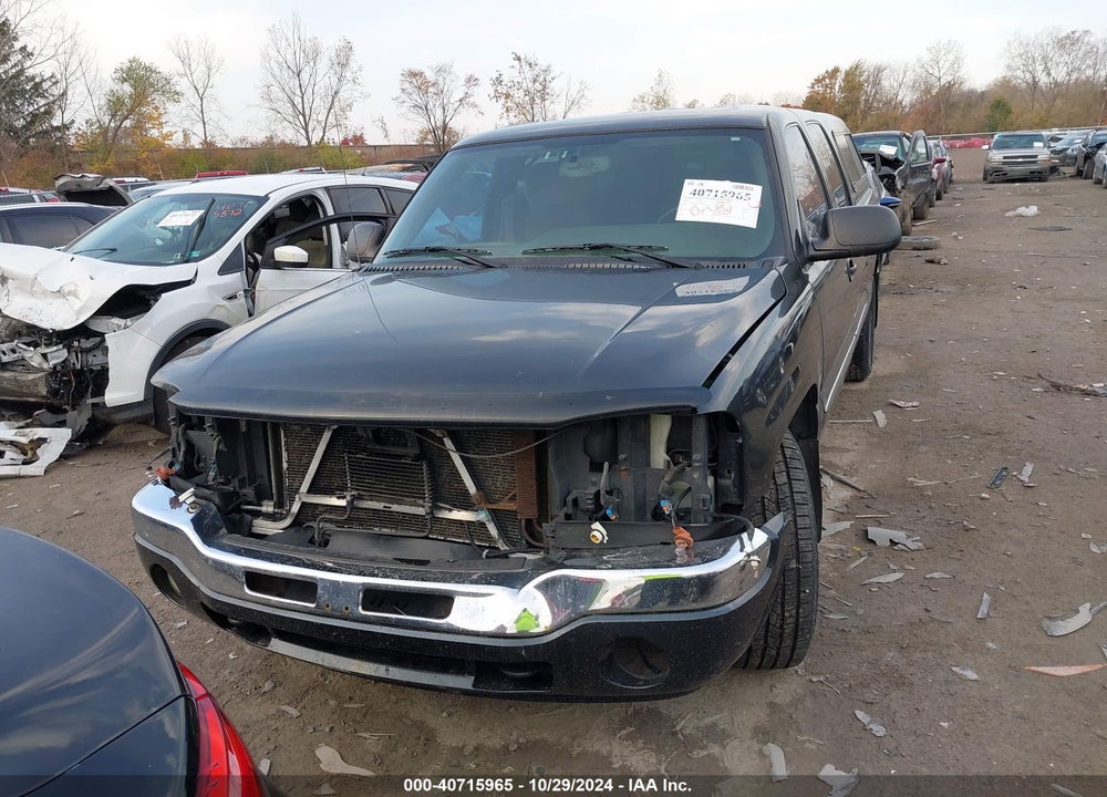 2005 GMC SIERRA 1500 SLE VIN: 2GTEC13T251168548