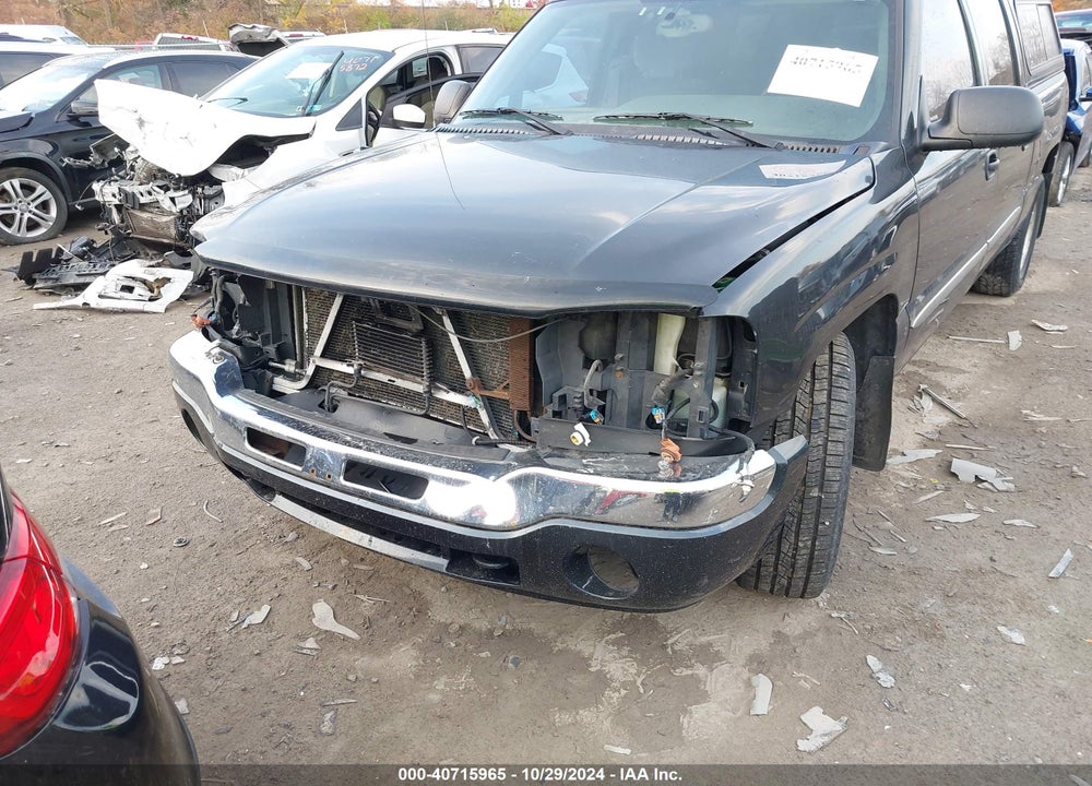 2005 GMC SIERRA 1500 SLE VIN: 2GTEC13T251168548