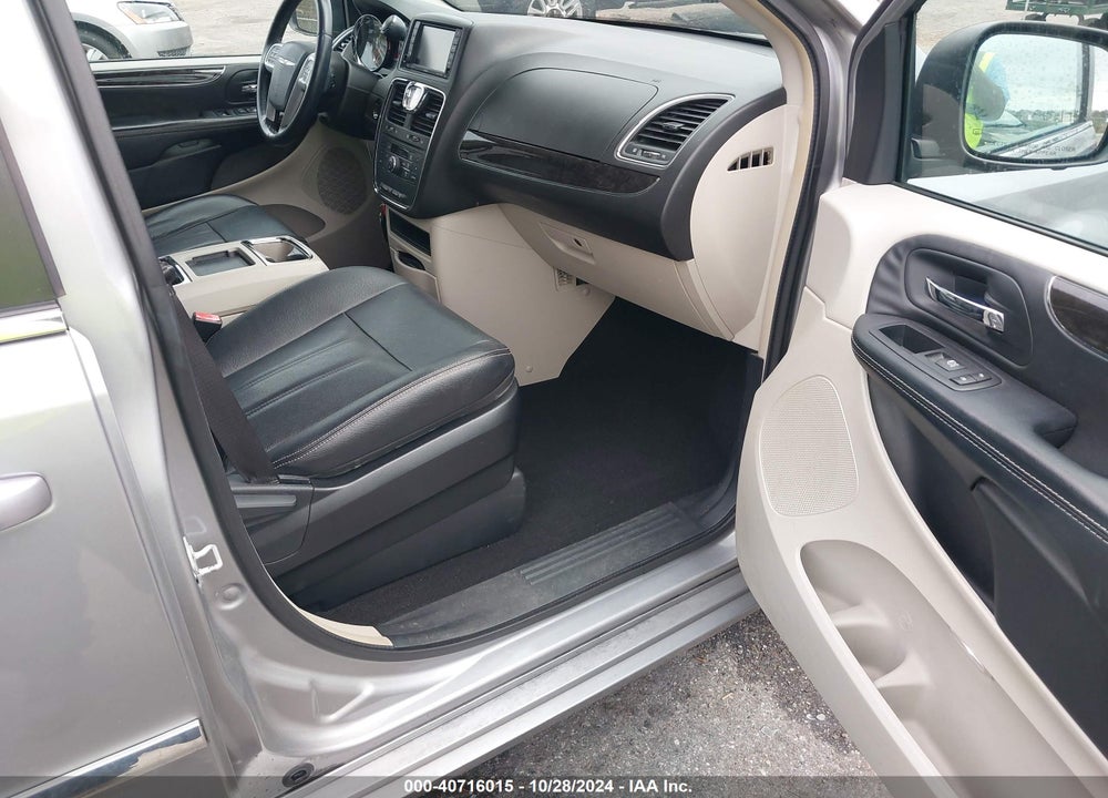 2016 CHRYSLER TOWN & COUNTRY TOURING VIN: 2C4RC1BG4GR294646