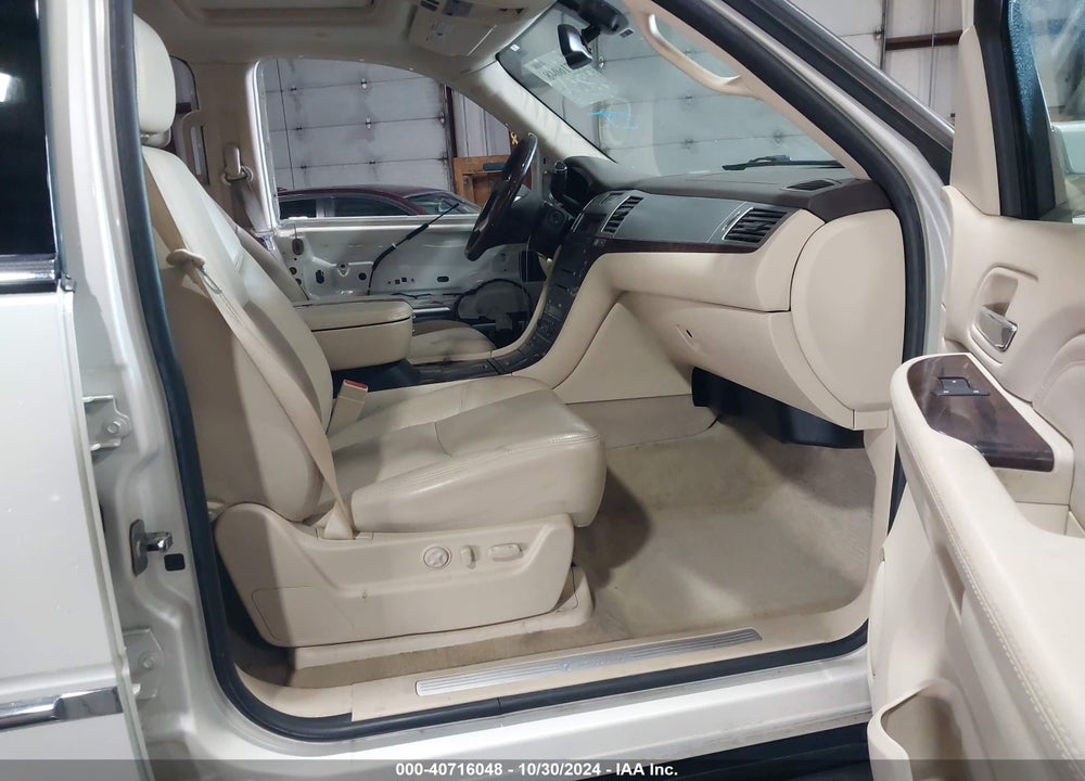 2007 CADILLAC ESCALADE STANDARD VIN: 1GYFK63837R418223