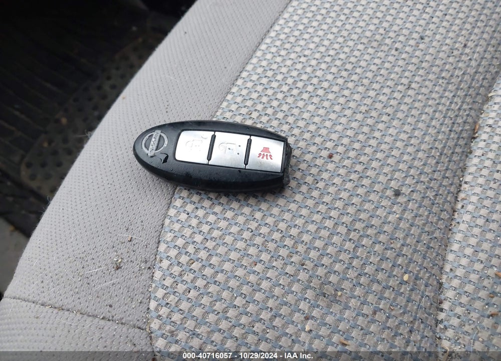 2012 NISSAN ROGUE SV VIN: JN8AS5MV4CW352893