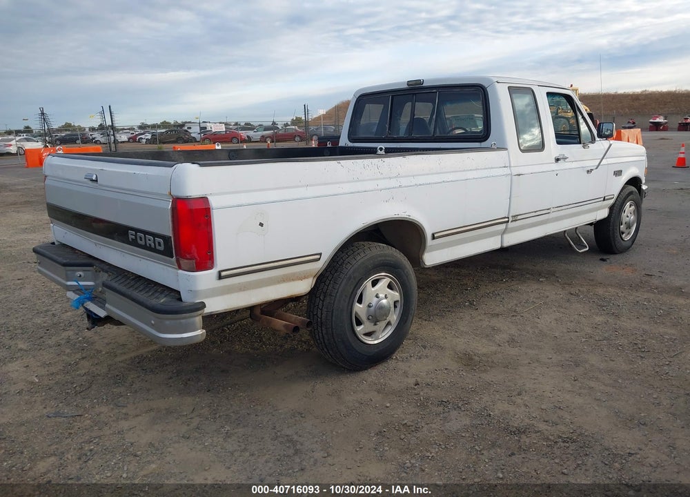 1992 FORD F250 VIN: 1FTHX25G0NKA33463