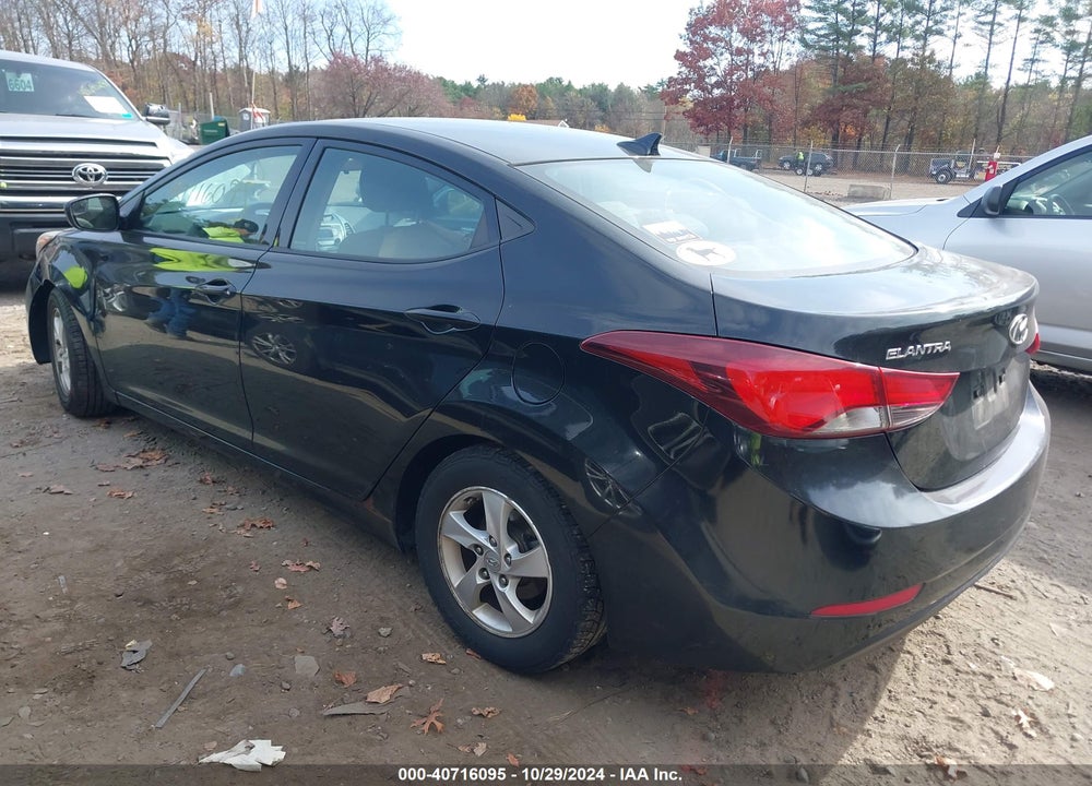 2014 HYUNDAI ELANTRA VIN: 5NPDH4AEXEH538548