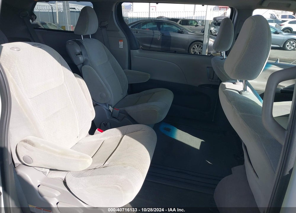 2015 TOYOTA SIENNA LE 8 PASSENGER VIN: 5TDKK3DC3FS596235