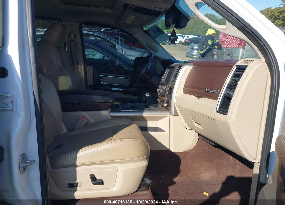 2013 RAM 1500 LAIE VIN: 1C6RR7NT9DS576115