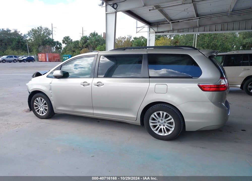 2017 TOYOTA SIENNA XLE LIMITED VIN: 5TDYZ3DC3HS883566