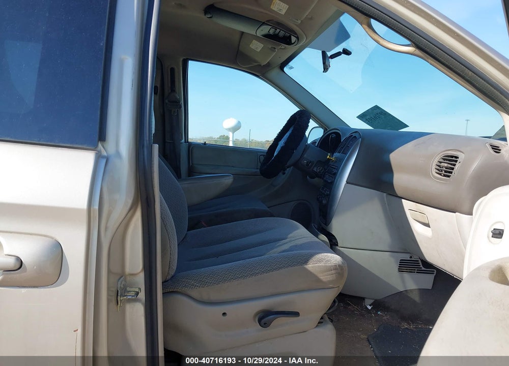 2005 CHRYSLER TOWN & COUNTRY TOURING VIN: 2C4GP54L35R174783
