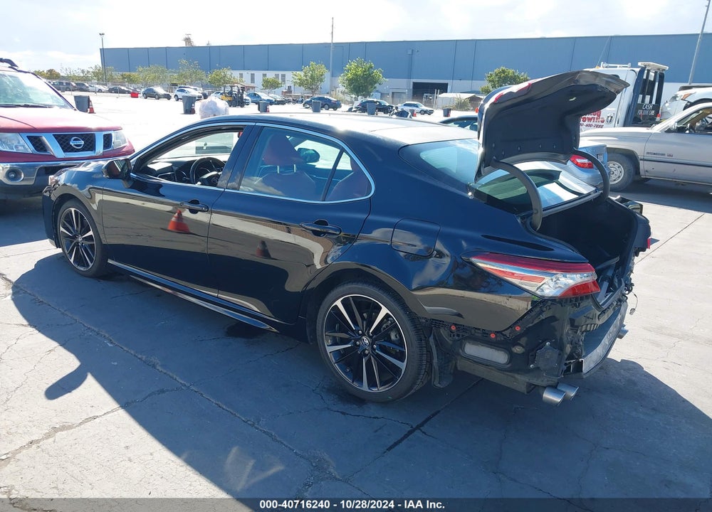 2018 TOYOTA CAMRY XSE VIN: 4T1B61HK5JU030894