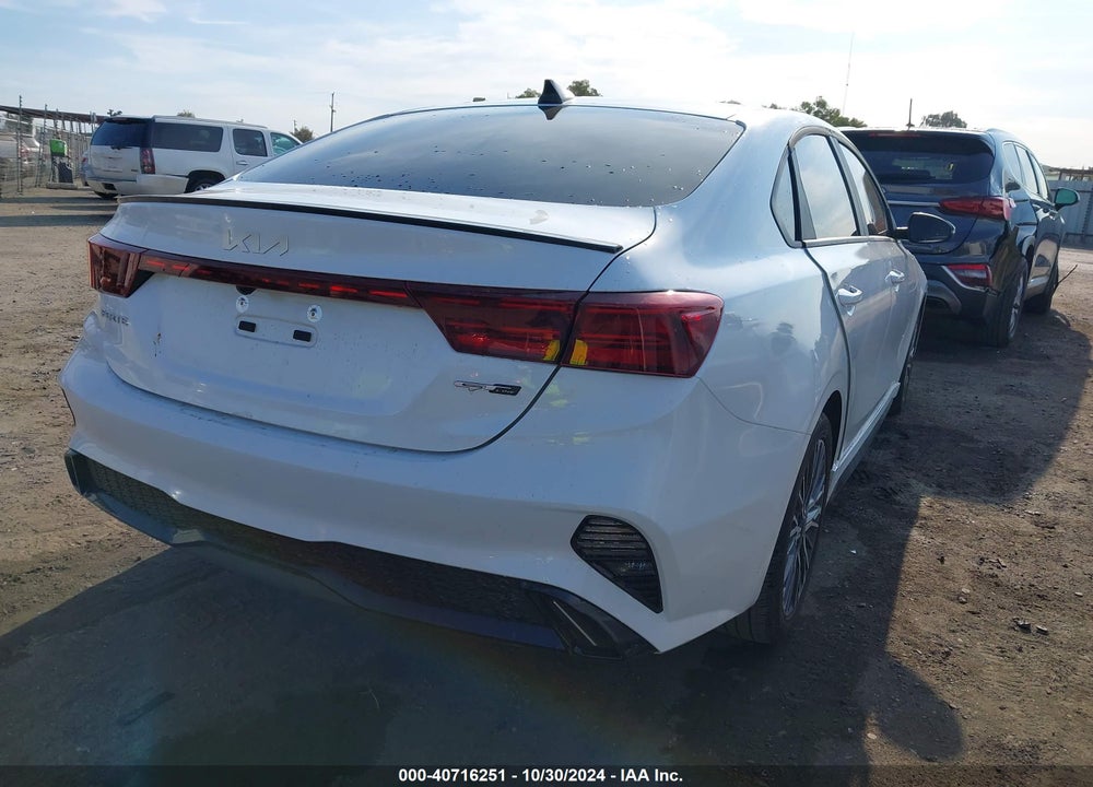 2024 KIA FORTE GT LINE VIN: 3KPF54AD1RE840359