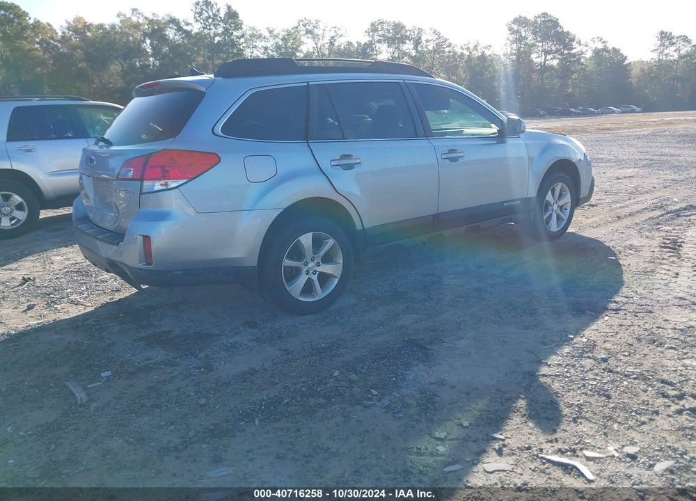 2013 SUBARU OUTBACK 2.5I LIMITED VIN: 4S4BRBKC9D3323030