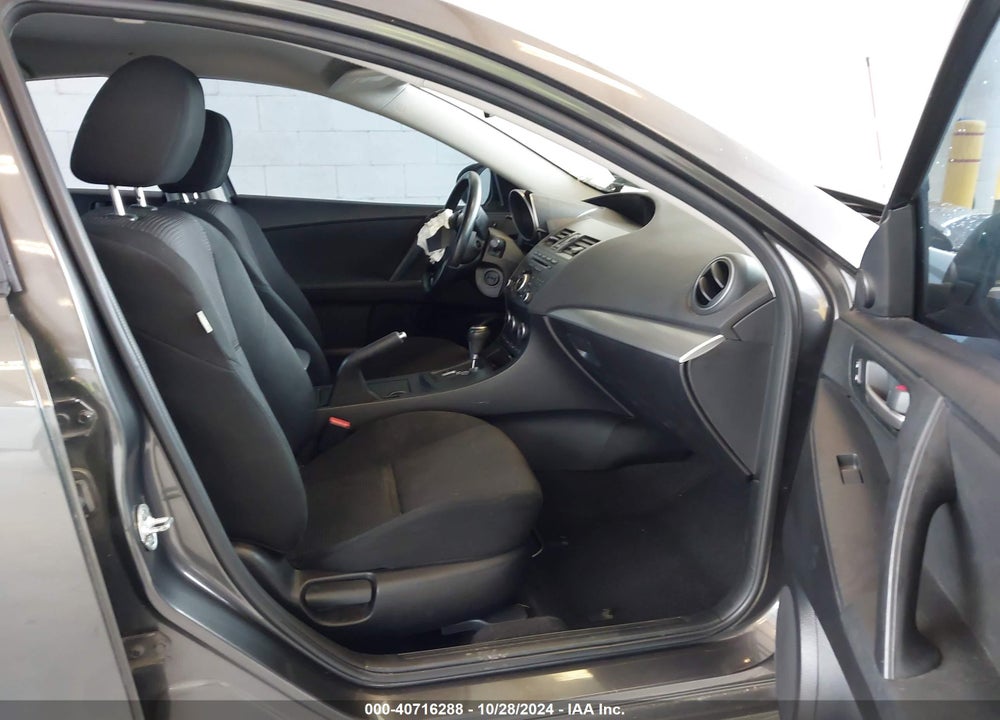 2013 MAZDA 3 I TOURING VIN: JM1BL1VP0D1829209