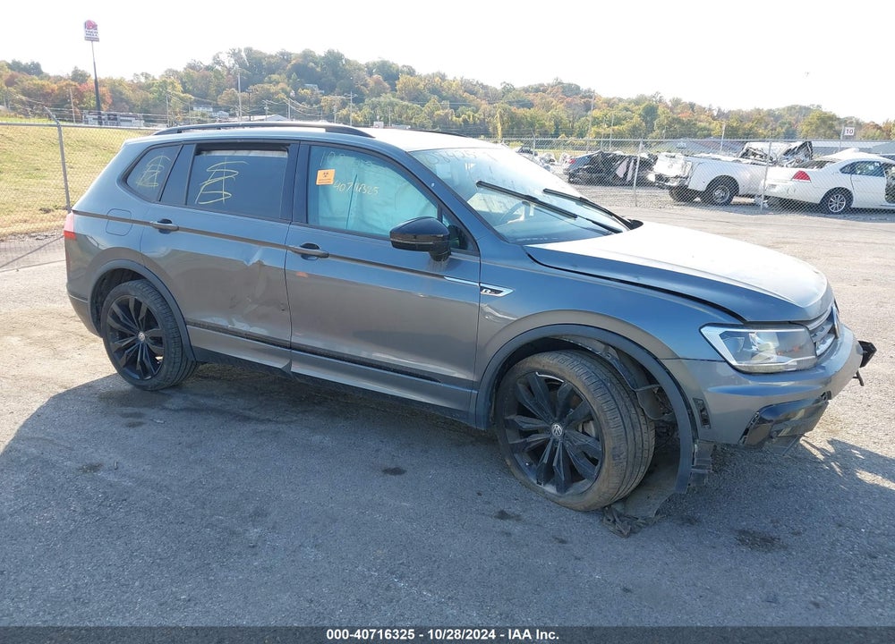 2021 VOLKSWAGEN TIGUAN VIN: 3VV3B7AX1MM021035