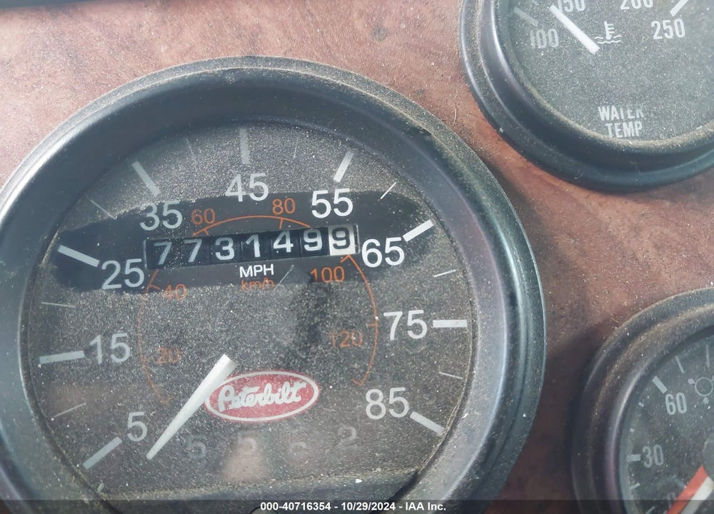2004 PETERBILT 379 VIN: 1XP5DB9X24D829350
