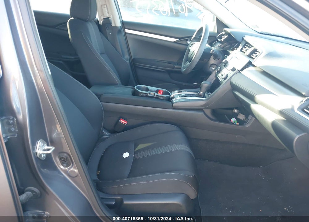2018 HONDA CIVIC LX VIN: 19XFC2F5XJE043821