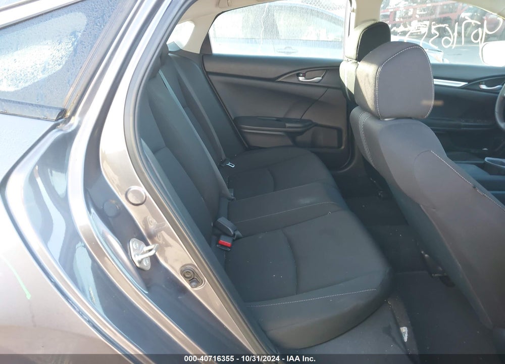 2018 HONDA CIVIC LX VIN: 19XFC2F5XJE043821