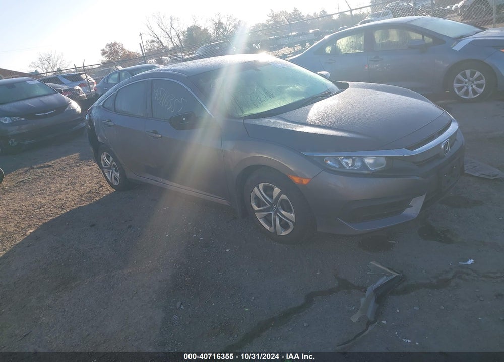 2018 HONDA CIVIC LX VIN: 19XFC2F5XJE043821
