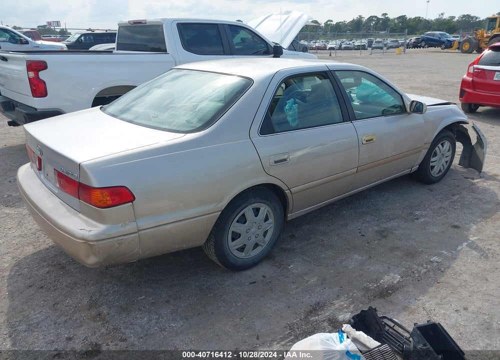 2001 TOYOTA CAMRY LE VIN: 4T1BG22KX1U039862