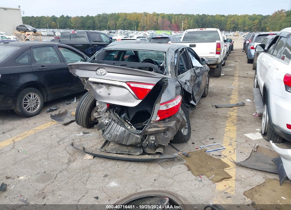 2015 TOYOTA CAMRY SE VIN: 4T1BF1FKXFU939935