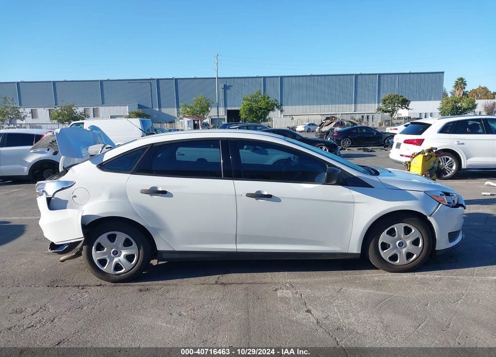 2018 FORD FOCUS S VIN: 1FADP3E26JL291215