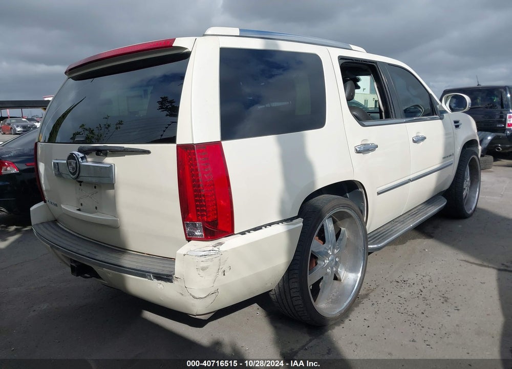 2007 CADILLAC ESCALADE STANDARD VIN: 1GYEC63897R332911