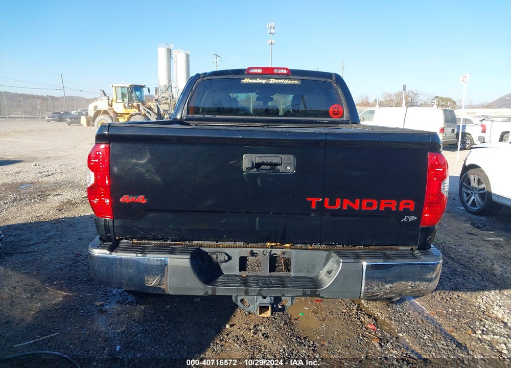 2016 TOYOTA TUNDRA SR5 5.7L V8 VIN: 5TFDW5F1XGX500813