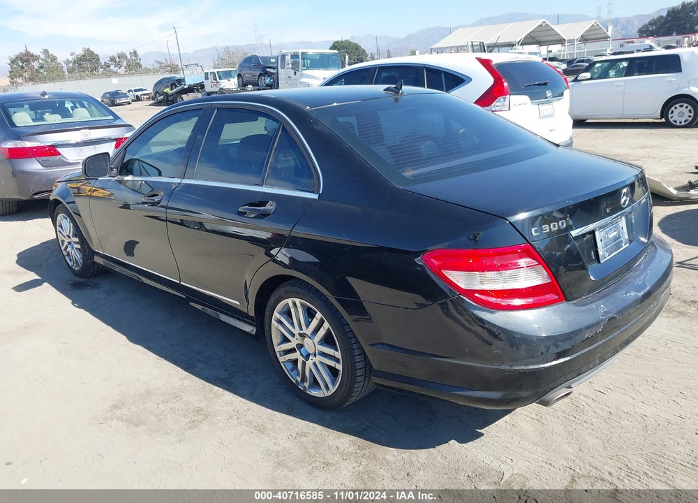 2008 MERCEDES-BENZ C 300 LUXURY/SPORT VIN: WDDGF54X88F072600