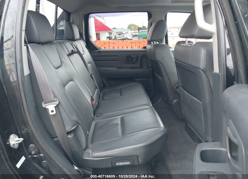 2011 HONDA RIDGELINE VIN: 5FPYK1F58BB004783