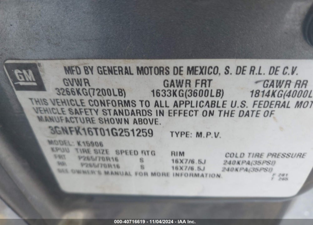 2001 CHEVROLET SUBURBAN 1500 LS VIN: 3GNFK16T01G251259