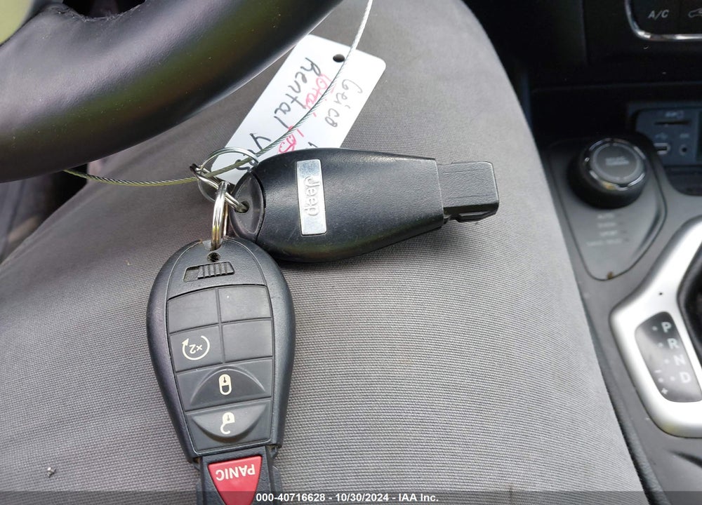 2014 JEEP CHEROKEE LATITUDE VIN: 1C4PJMCB9EW183502