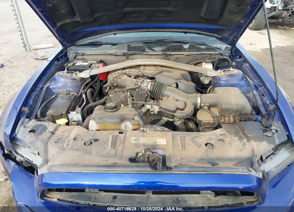 2014 FORD MUSTANG V6 VIN: 1ZVBP8AM5E5203087