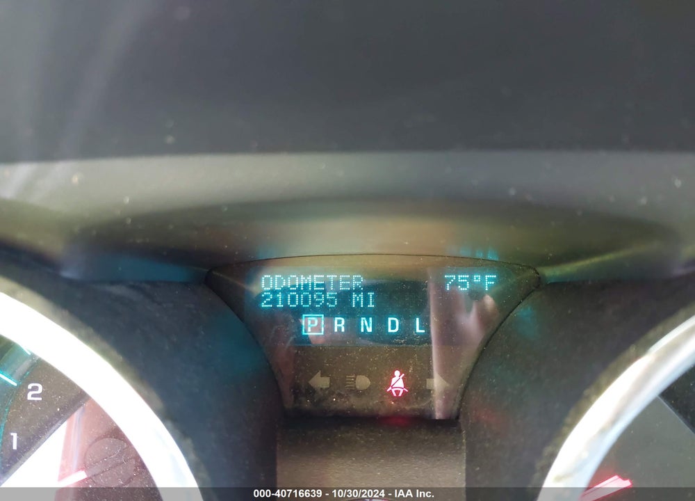 2012 CHEVROLET TRAVERSE LS VIN: 1GNKRFED3CJ330296