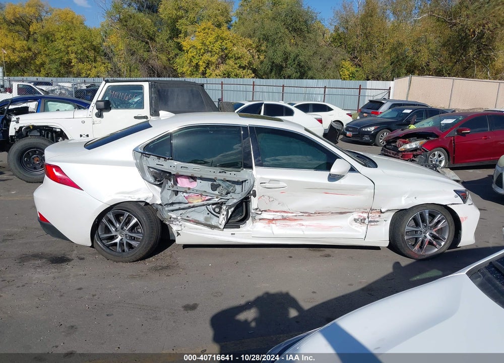 2018 LEXUS IS 300 VIN: JTHC81D23J5032838