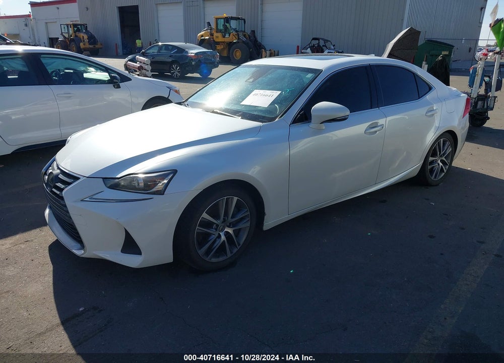 2018 LEXUS IS 300 VIN: JTHC81D23J5032838