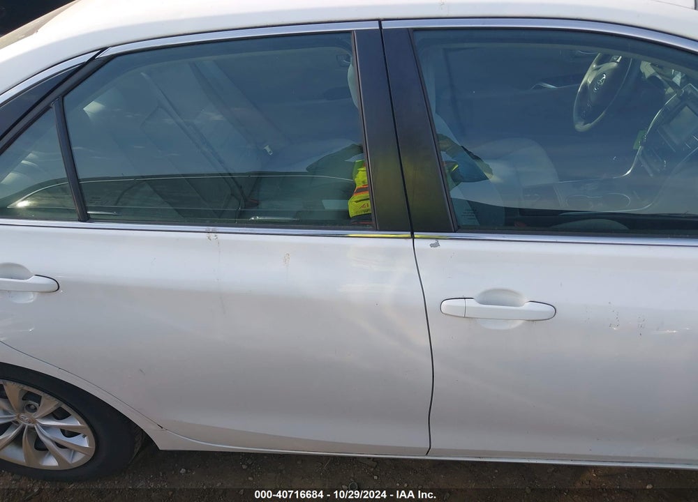 2016 TOYOTA CAMRY VIN: 4T4BF1FK9GR577166
