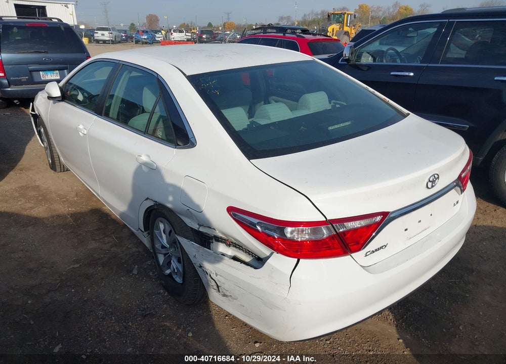 2016 TOYOTA CAMRY VIN: 4T4BF1FK9GR577166