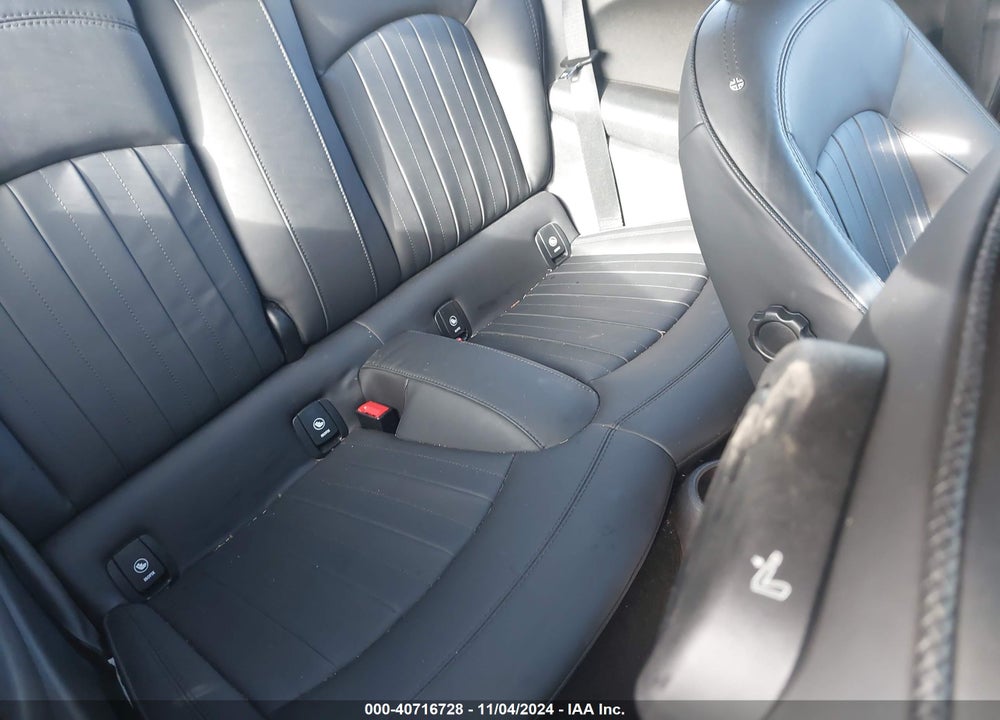 2023 MINI SE HARDTOP COOPER VIN: WMW13DJ07P2T55678
