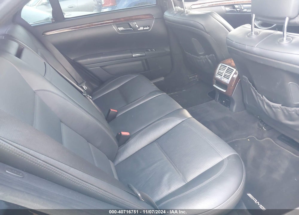 2009 MERCEDES-BENZ S 63 AMG VIN: WDDNG77X19A271241